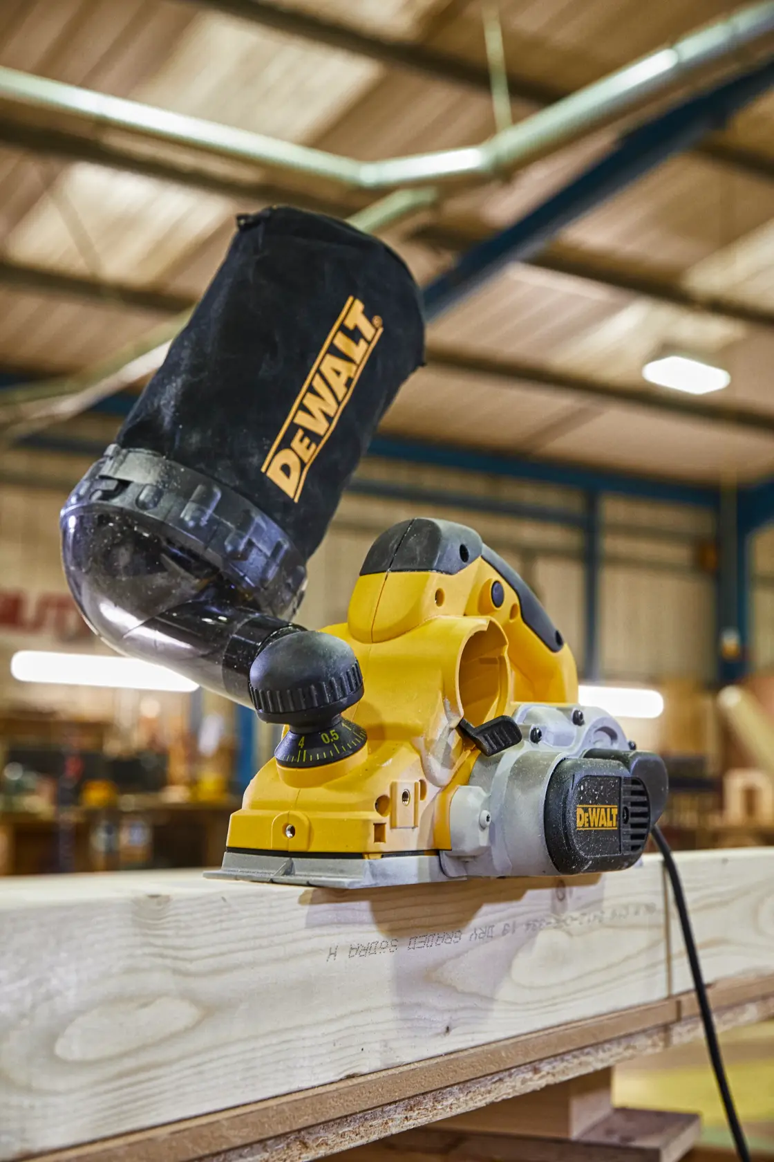 DEWALT® 4mm Planer