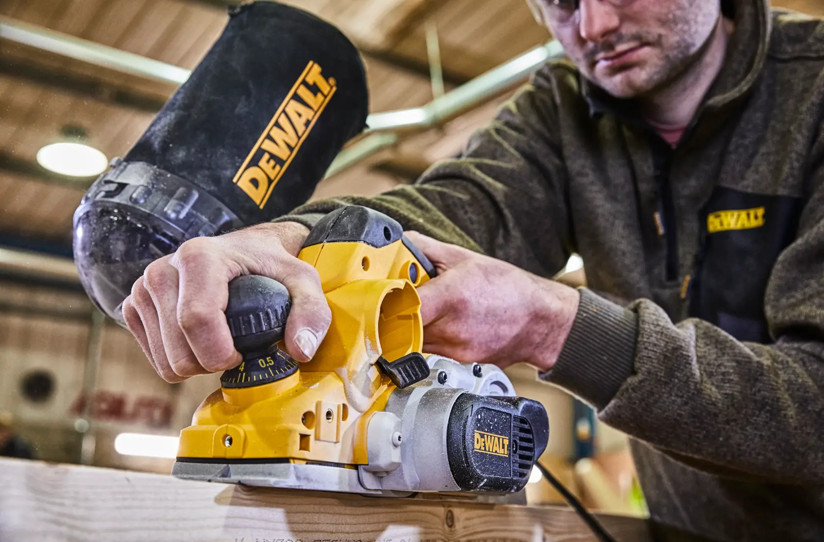 DEWALT® 4mm Planer