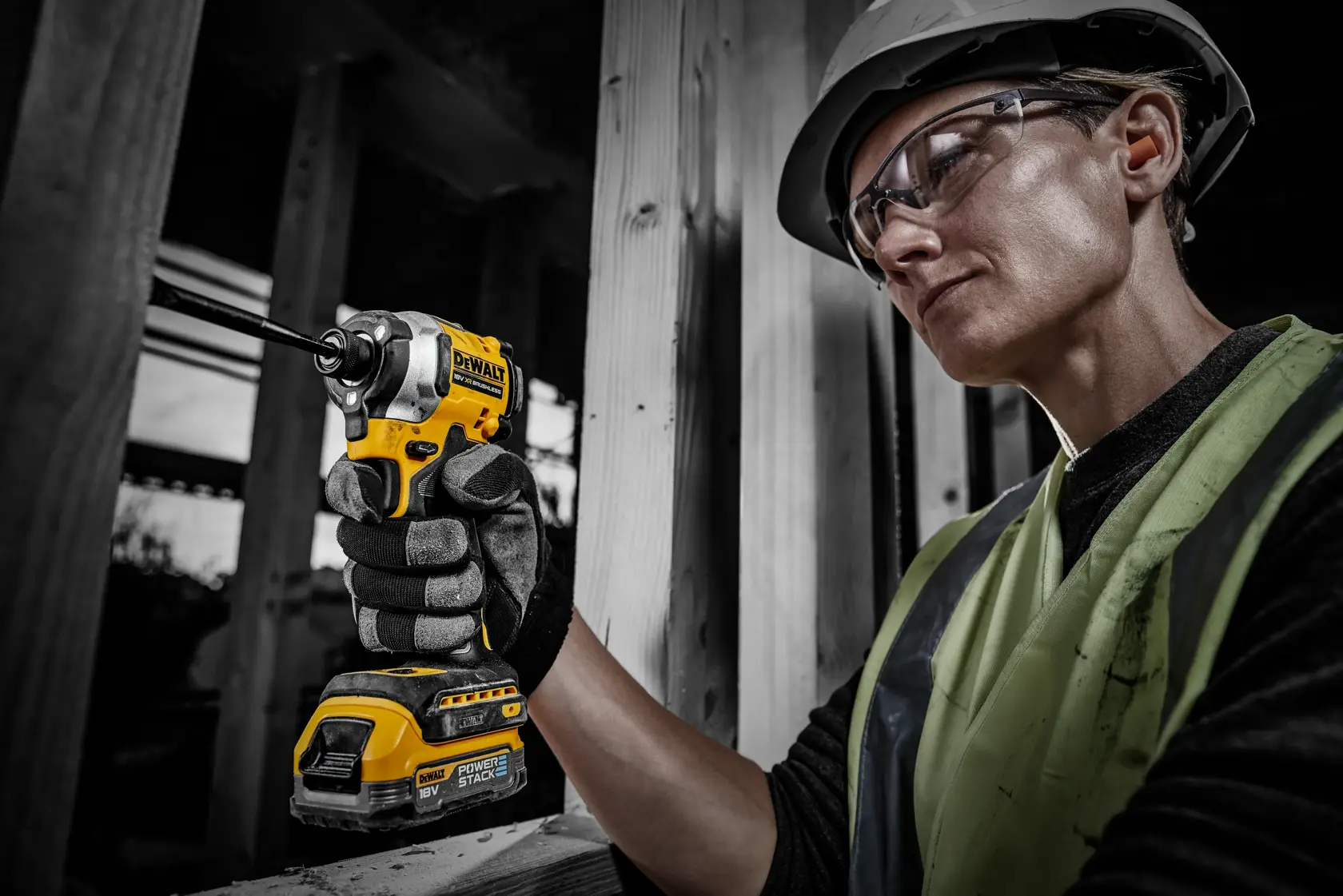 DEWALT® 18V XR® POWERSTACK™ Compact Battery