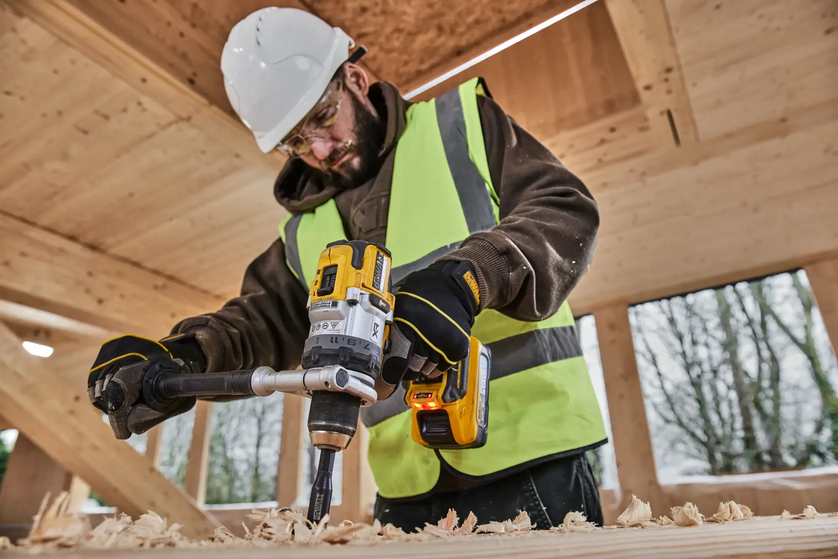 DEWALT® 18V XR® Premium 2 Piece Combo Kit - 5Ah & FlexVOLT® 6Ah