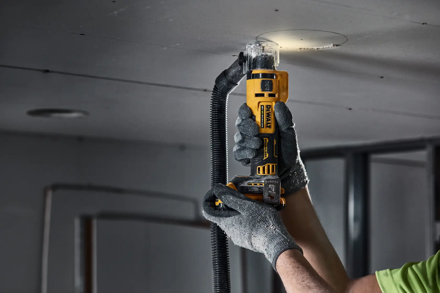 DEWALT® 18V XR® Brushless Drywall Cut Out Tool (Tool Only)