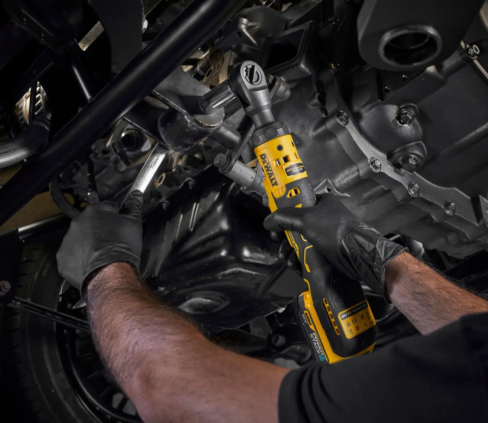 DEWALT® 18V XR® Brushless 1/2" Open Head Ratchet (Tool Only)