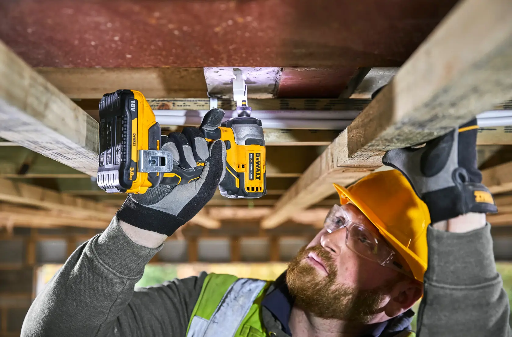 DEWALT® 18V XR® Brushless 4 Piece Kit - 2X 5Ah