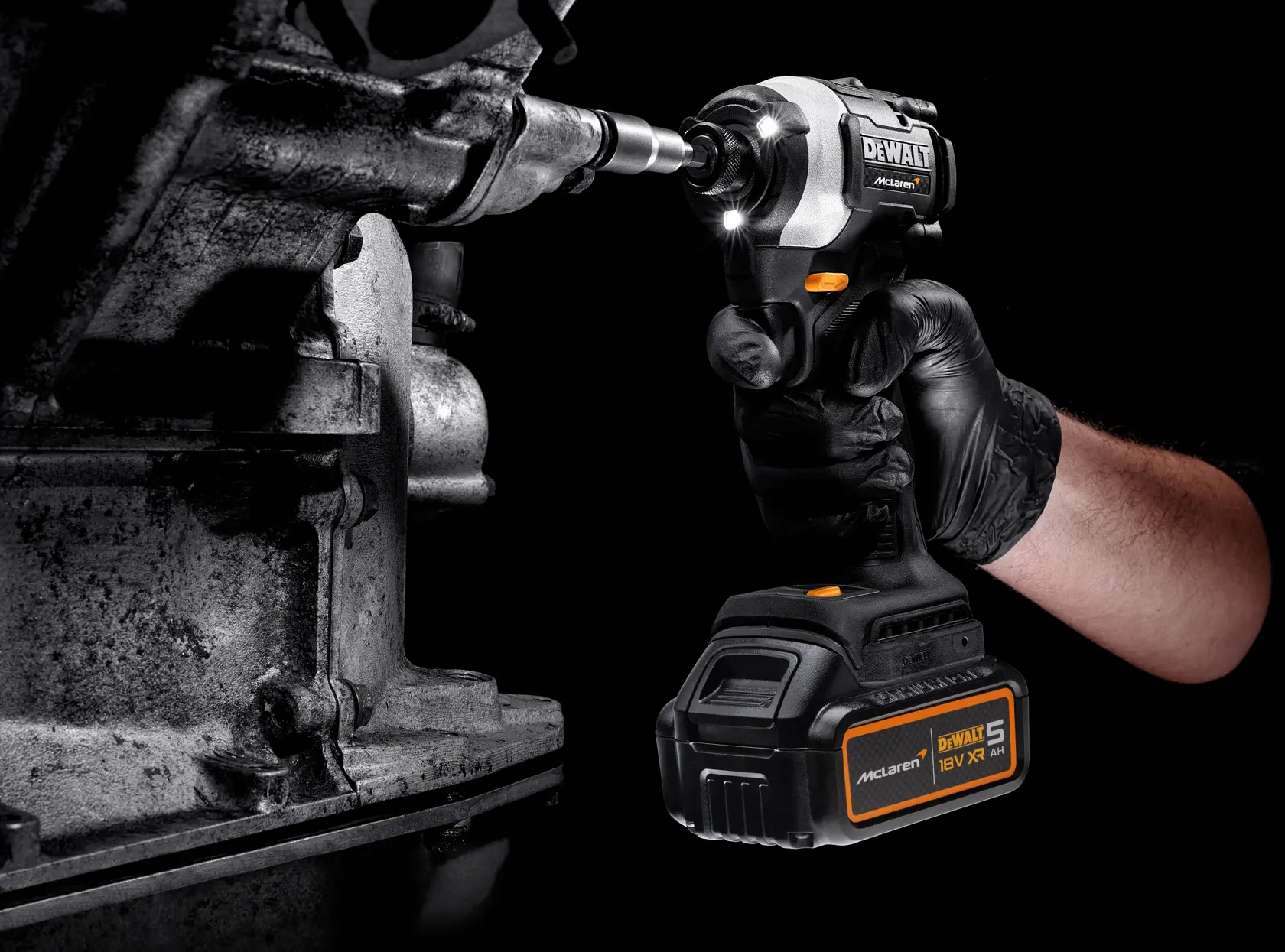 DEWALT® x McLaren F1 Team 18V XR® Brushless Impact Driver - 2 x 5AH
