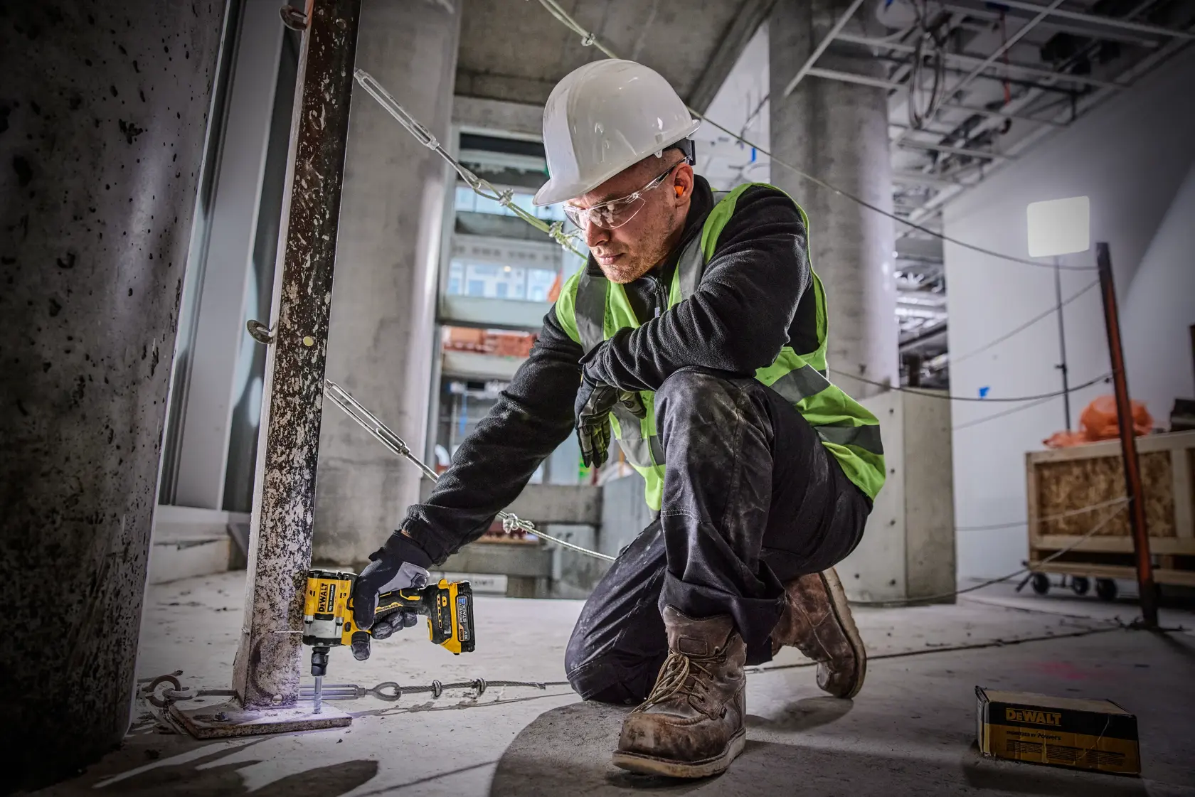 DEWALT® 18V XR® Brushless Twin Kit - 2X 5Ah