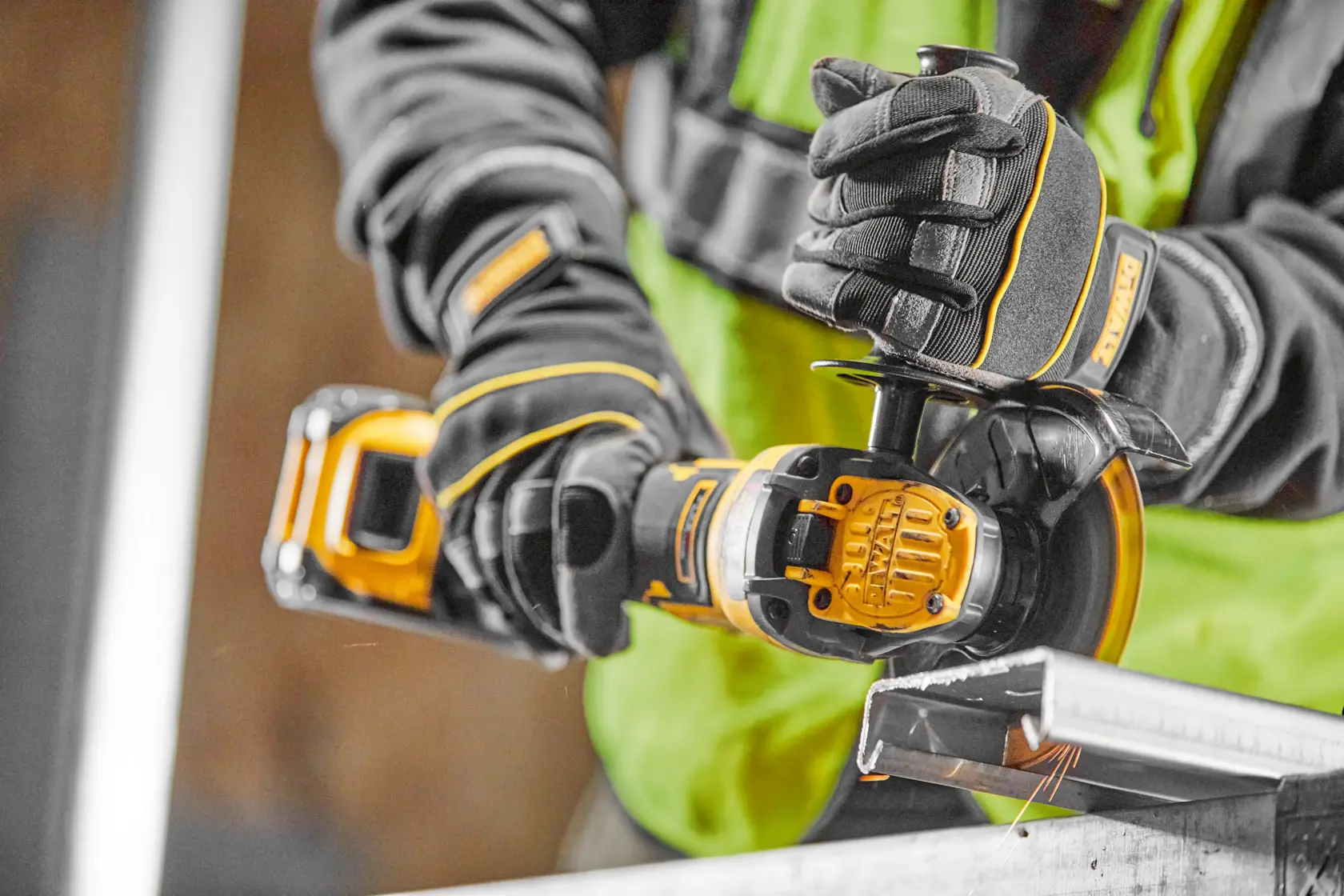 DEWALT® 18V XR® Brushless 125mm Variable Speed Paddle Switch Angle Grinder (Tool Only)
