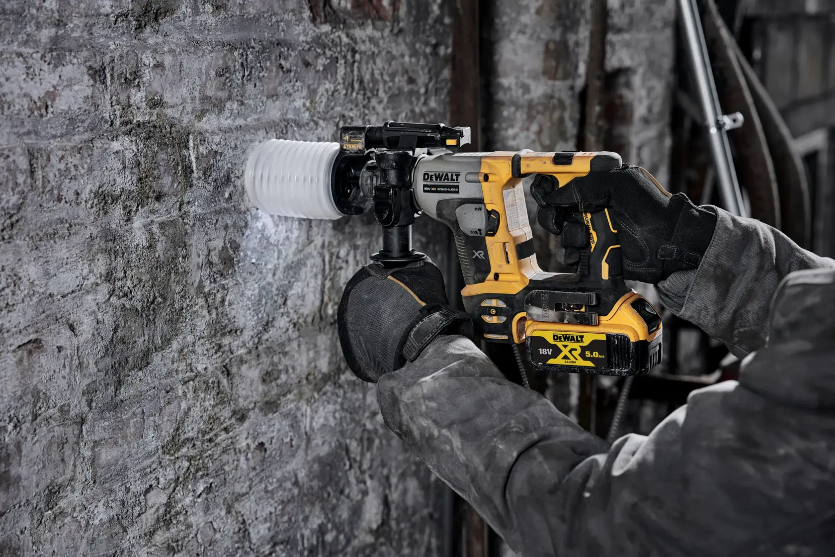 DEWALT® 18V XR® Brushless 16mm SDS Plus Hammer Drill - 1 x 5Ah