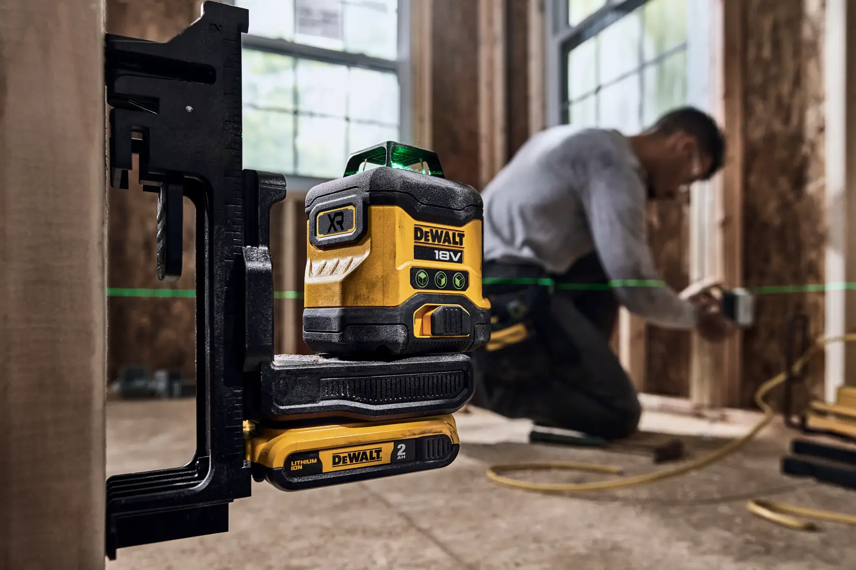 DEWALT® 18V XR® Compact 3x360 Laser Kit