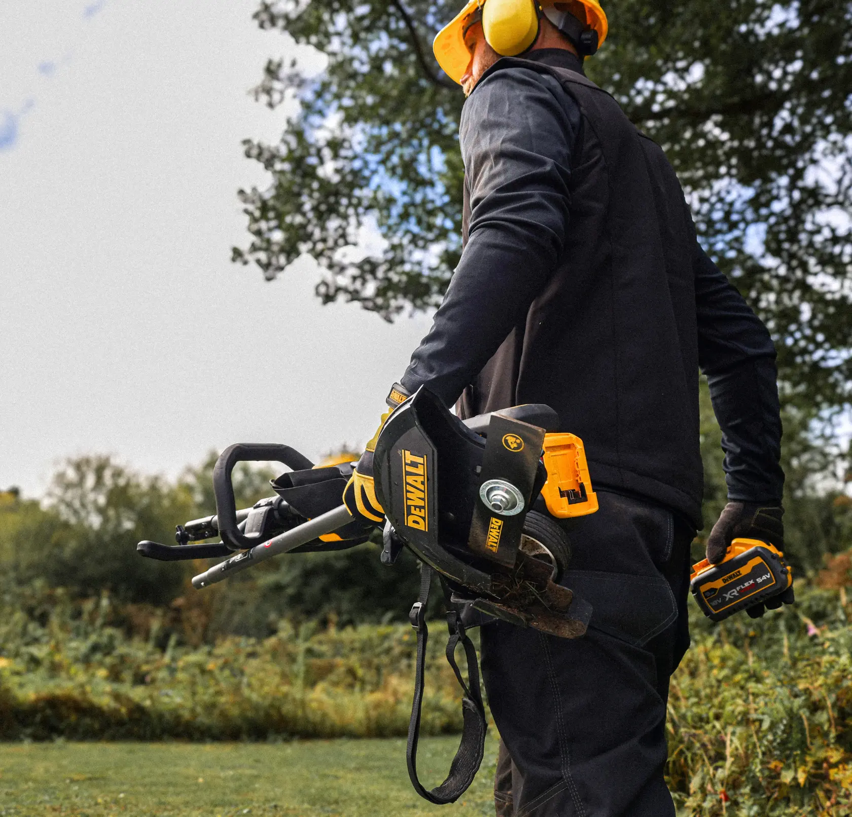 DEWALT® Split Boom Edger Attachment