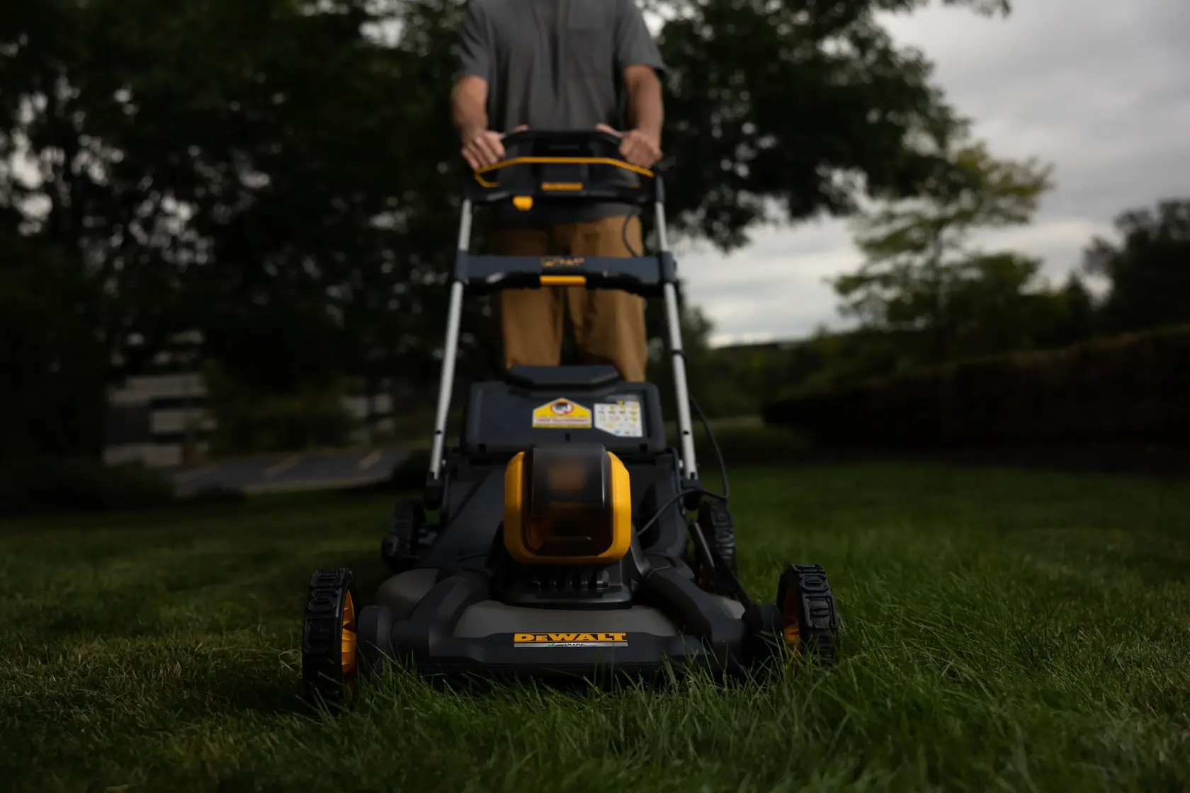 DEWALT® 54V XR® FlexVOLT® Self-propelled Lawn Mower (Tool Only)