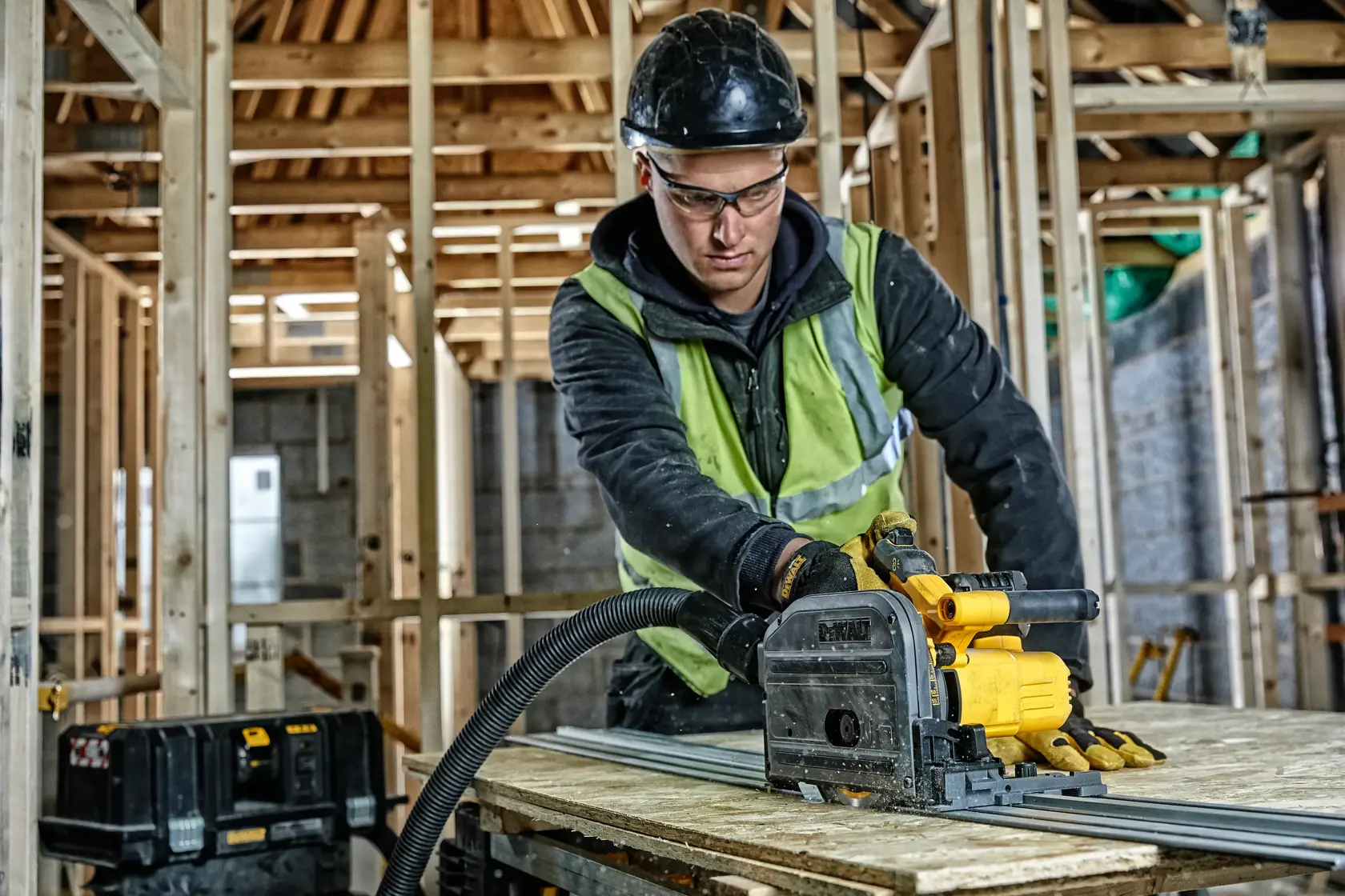 DEWALT® 54V XR® FlexVOLT® 165 mm Plunge Saw - 2 x 6Ah