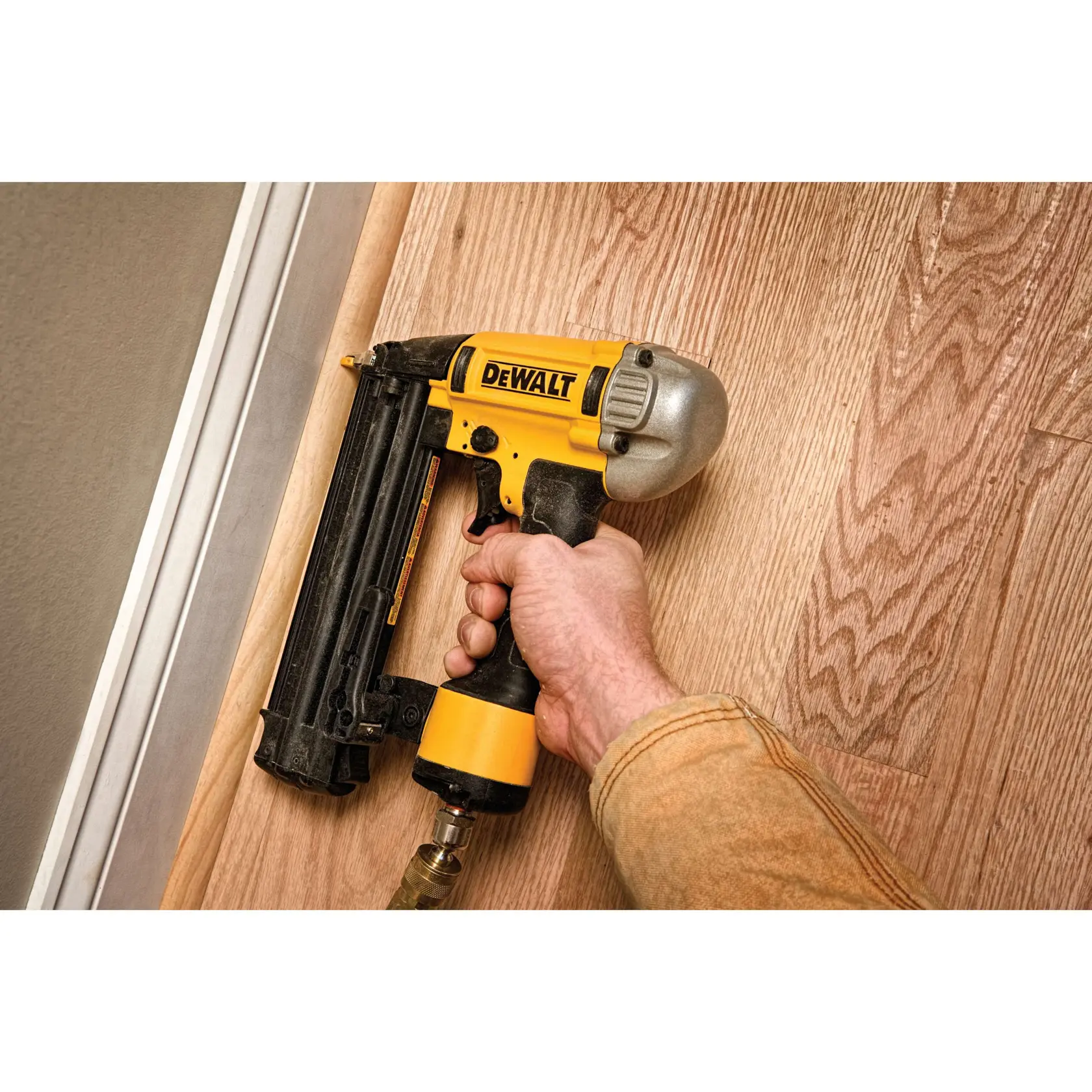 DEWALT® 18ga Pneumatic Nailer With Precision Point™