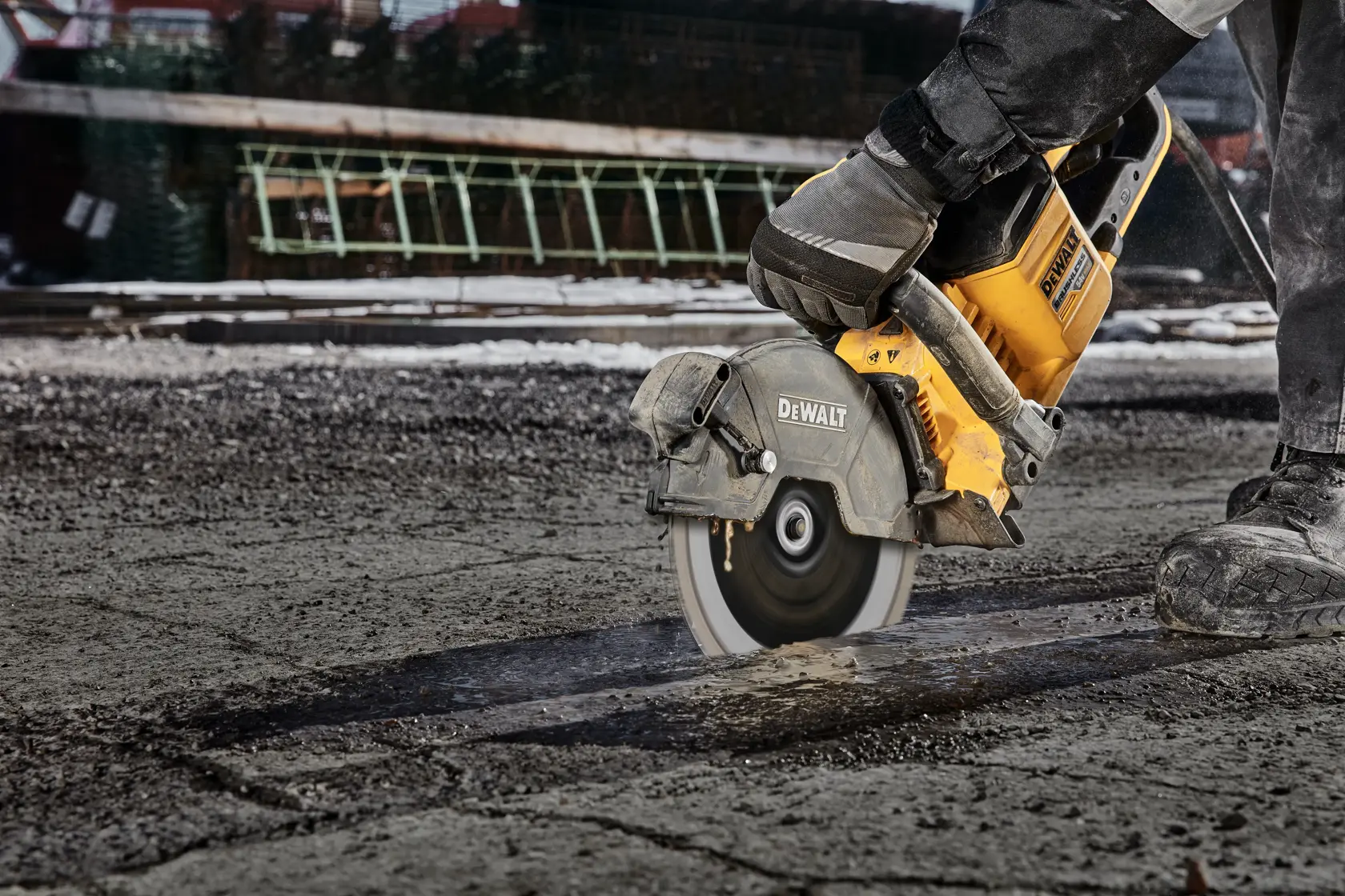 DEWALT® ELITE SERIES™ 230mm x 22.23mm Segmented Asphalt Diamond Wheel
