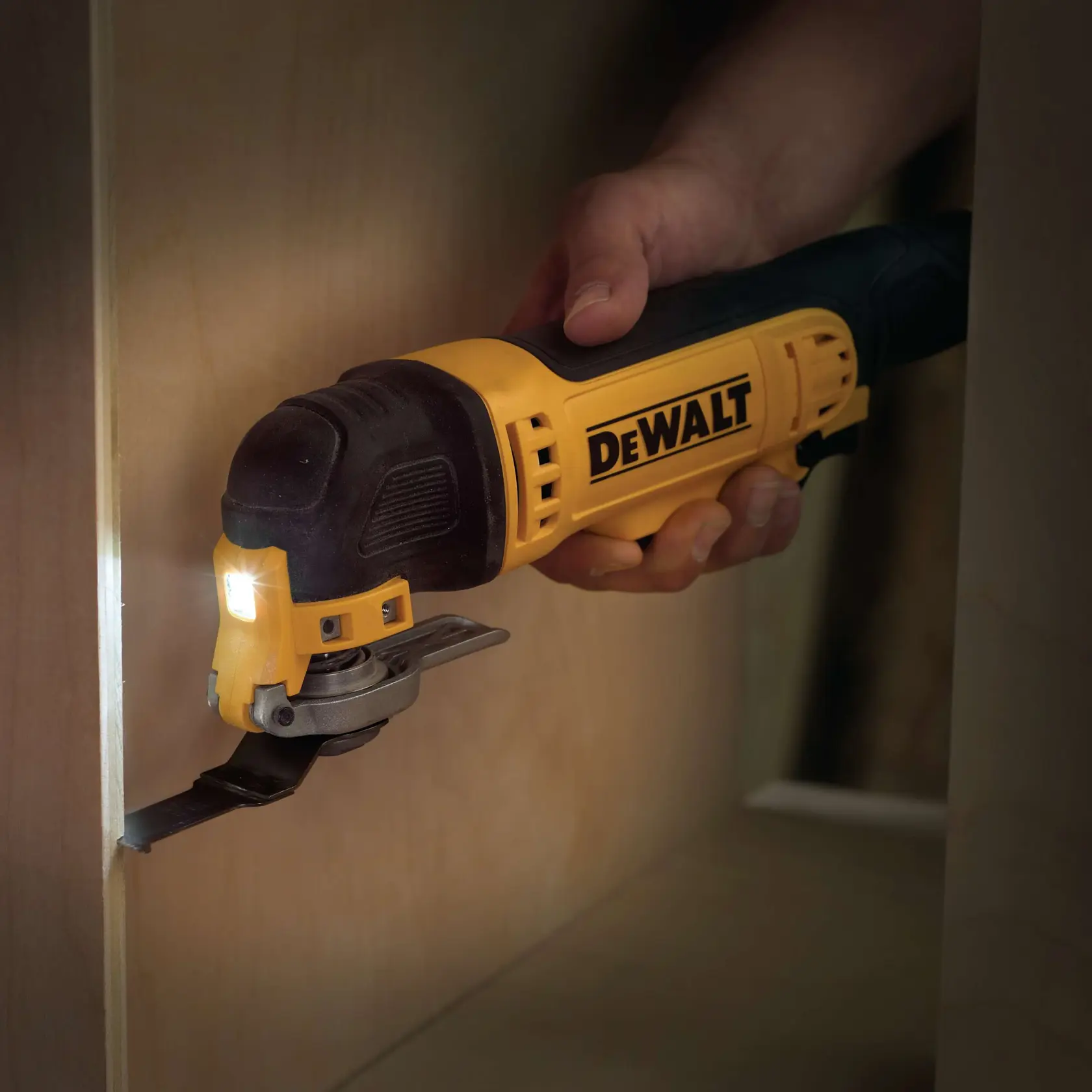 DEWALT® Oscillating Cutting Saw Blade Wood and Nails Set (3 pcs.)