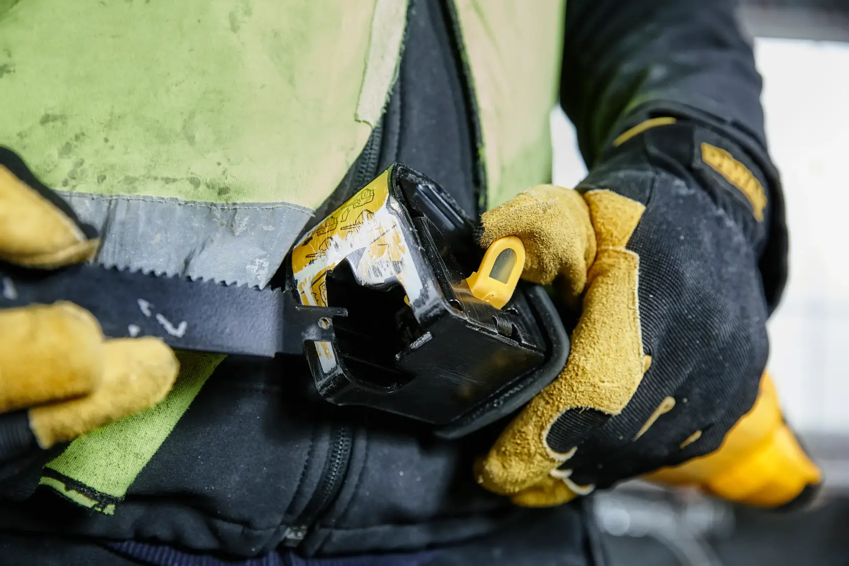 DEWALT® 1100 W Reciprocating Saw