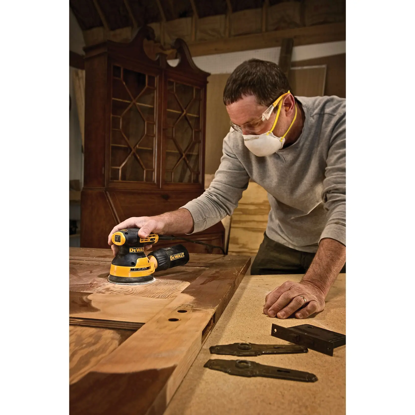 DEWALT® 125 mm Random Orbit Sander