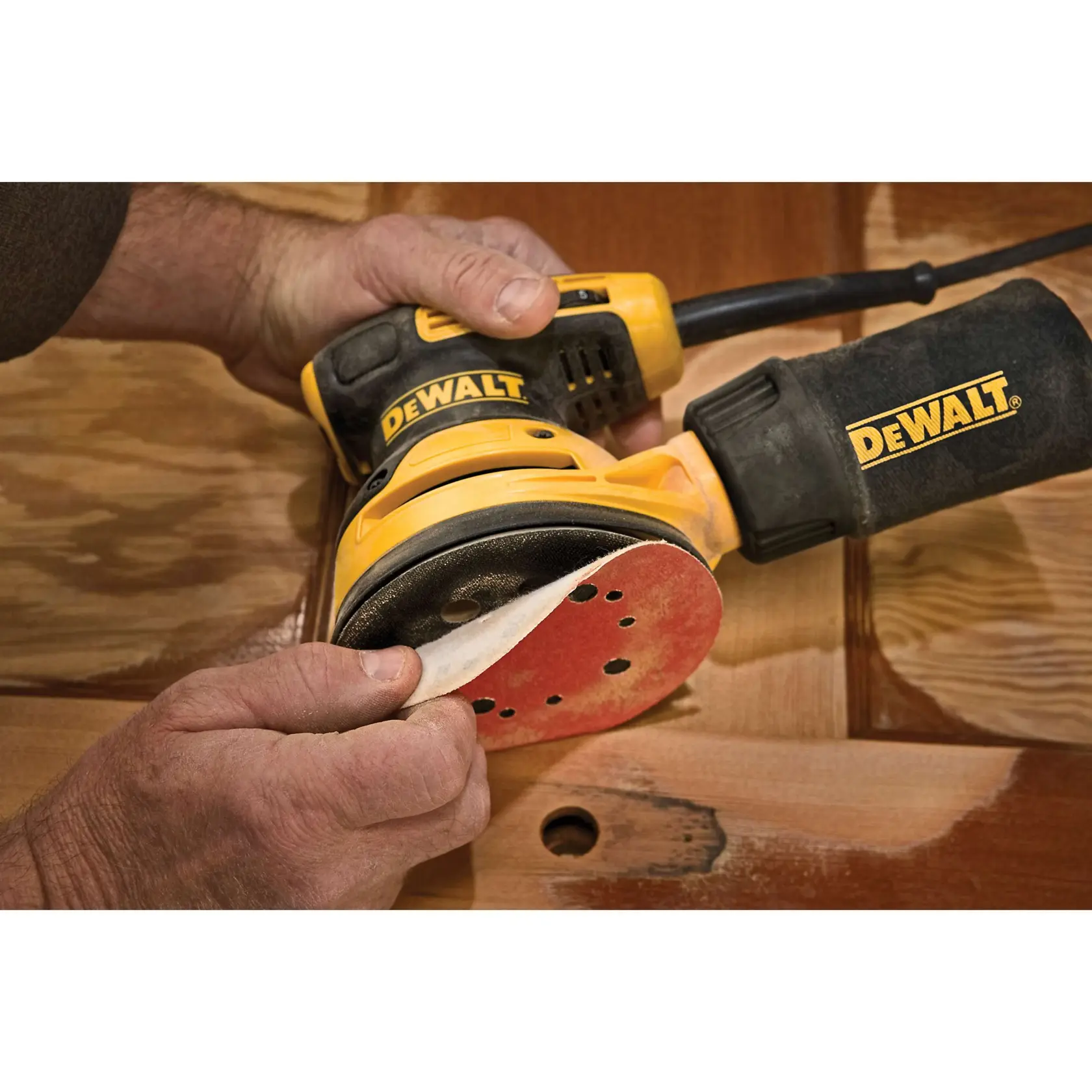 DEWALT® 125 mm Random Orbit Sander