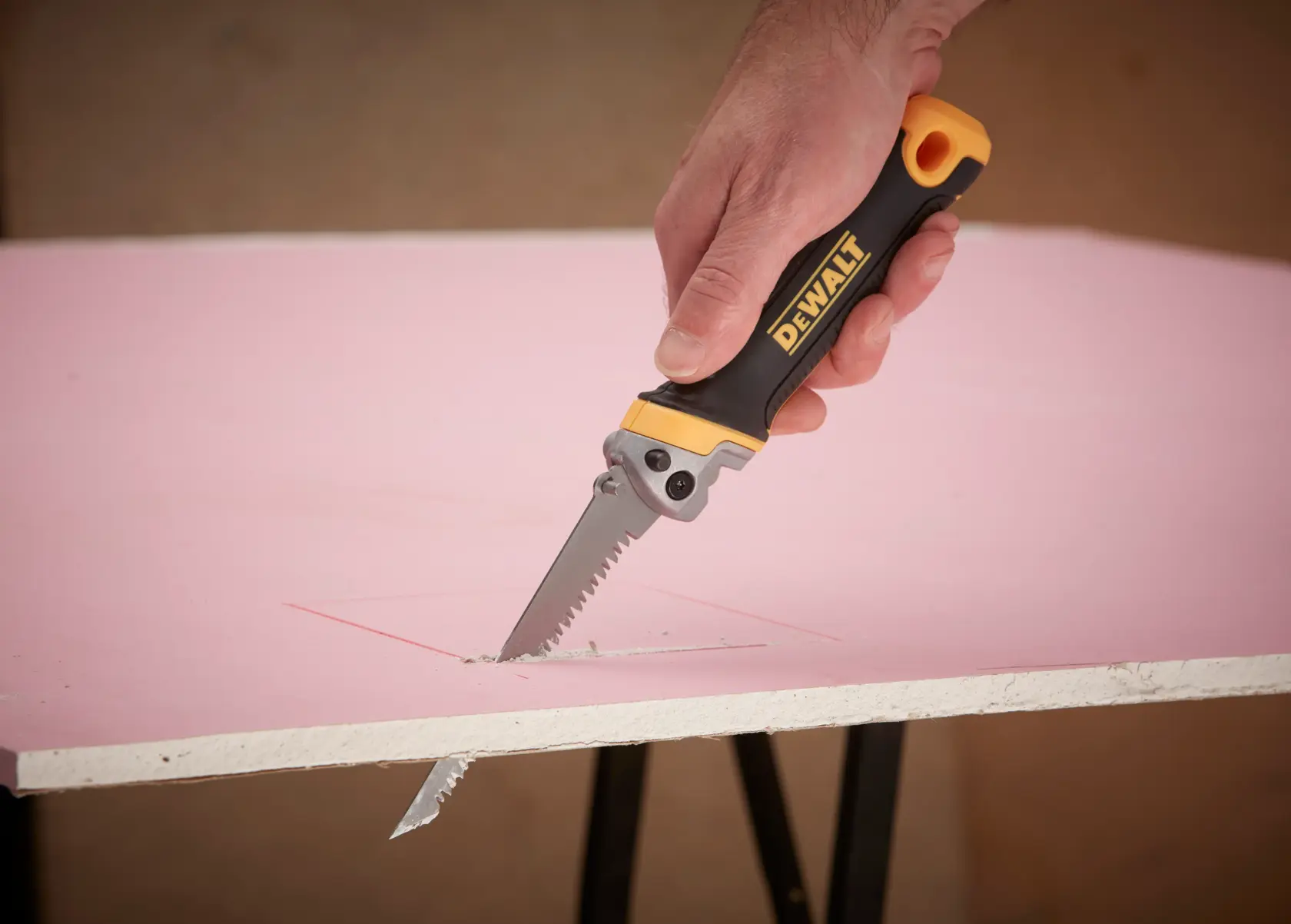 Profile of Folding Jab Saw.