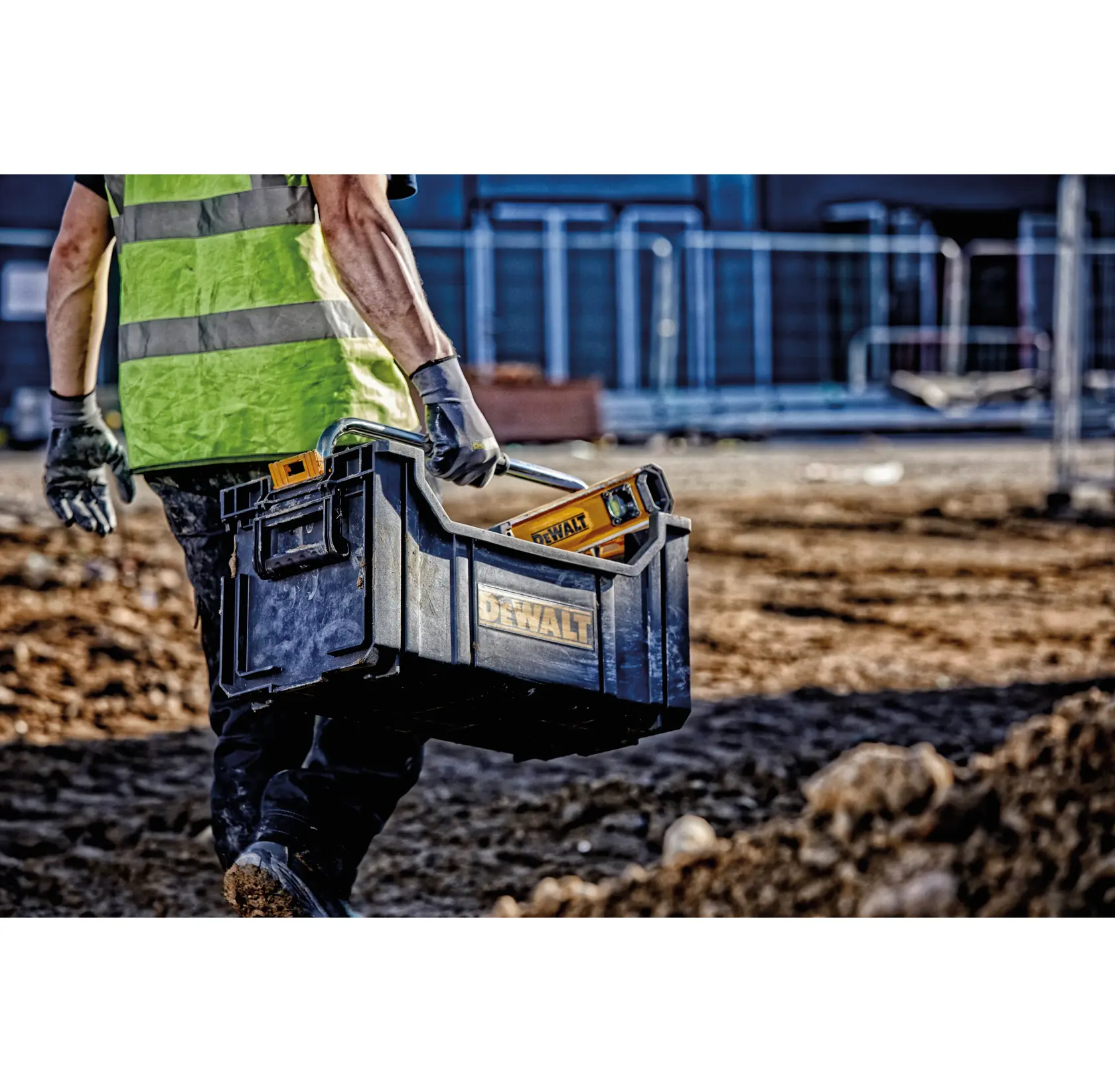 DEWALT® TOUGHSYSTEM® DS280 Tote With Handle