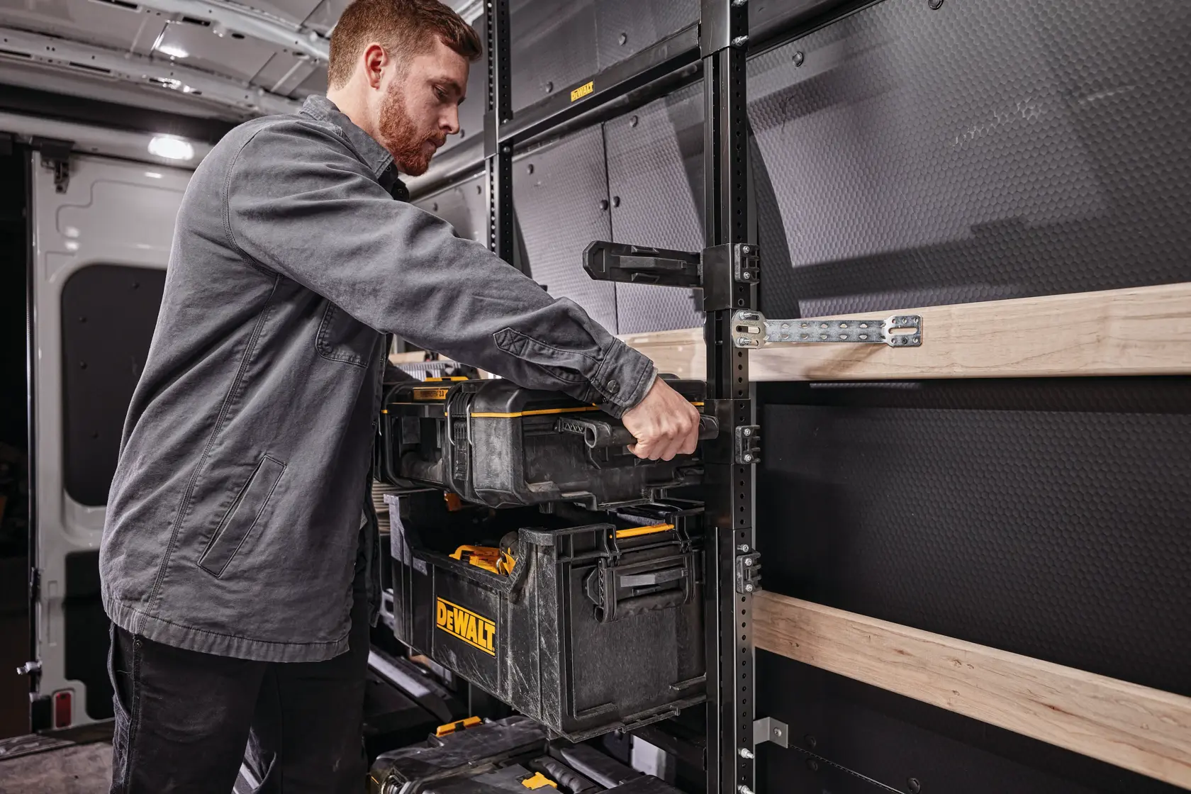 DEWALT® TOUGHSYSTEM® 2.0 - DS166 Shallow Box