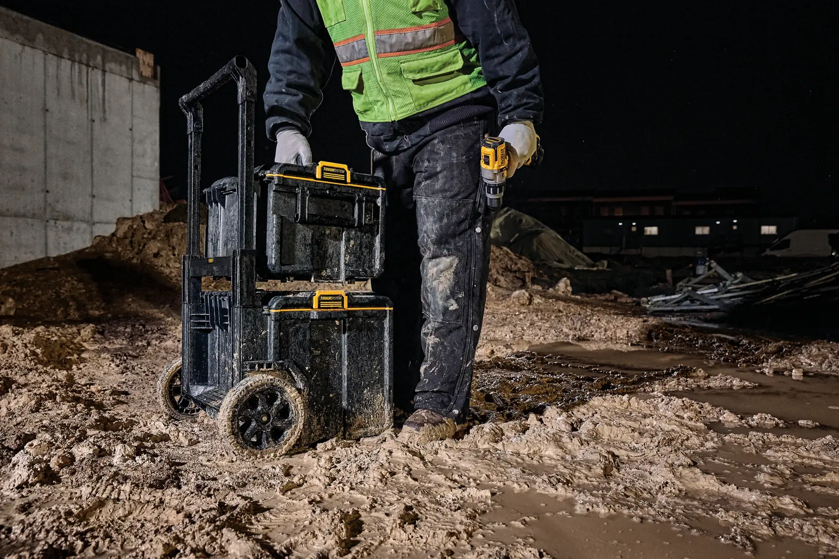 DEWALT® TOUGHSYSTEM® 2.0 - DS300 Mid Box